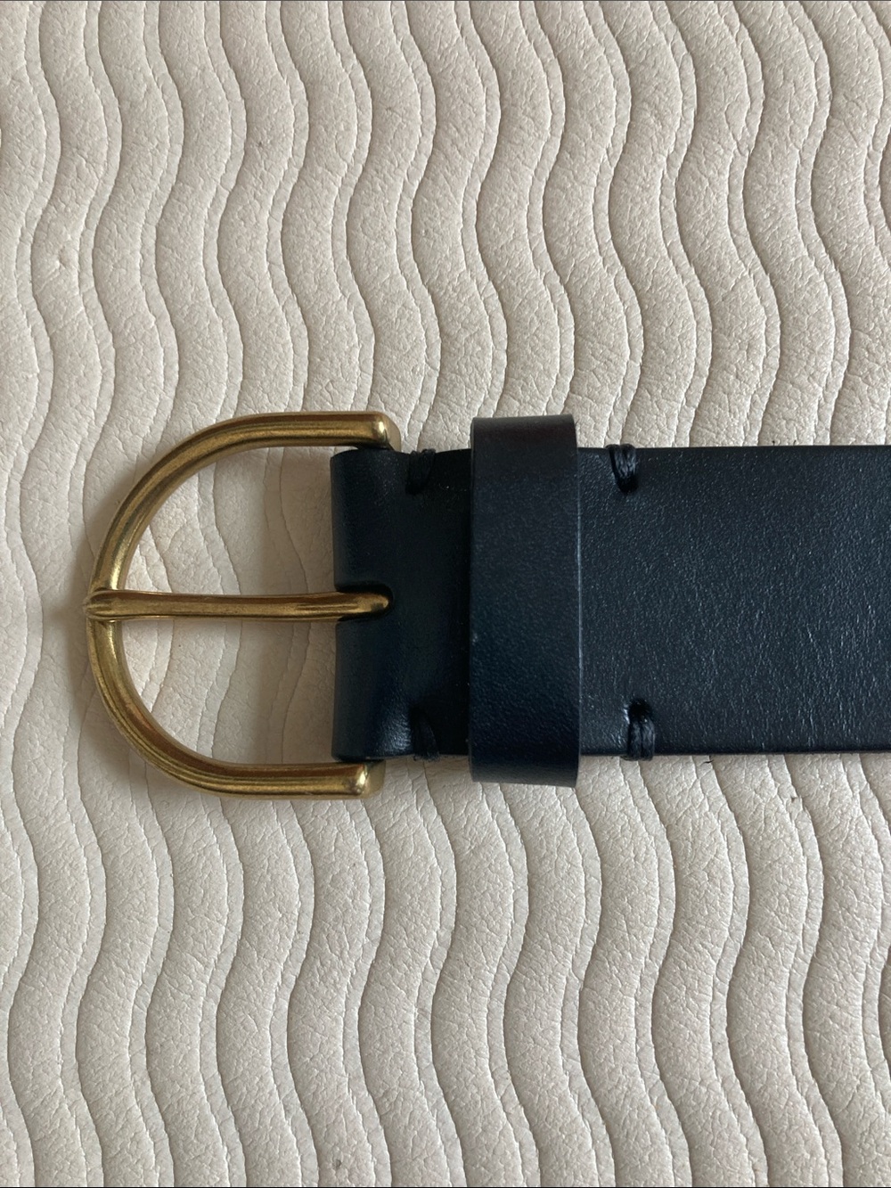American Eagle Outfitters Leather Black Belt with Gold D-Ring Buckle